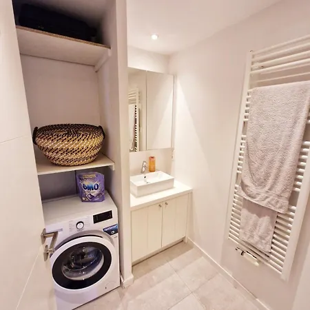 Apartment Petit Cocon Au Centre De Waterloo