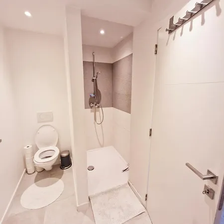 Petit Cocon Au Centre De